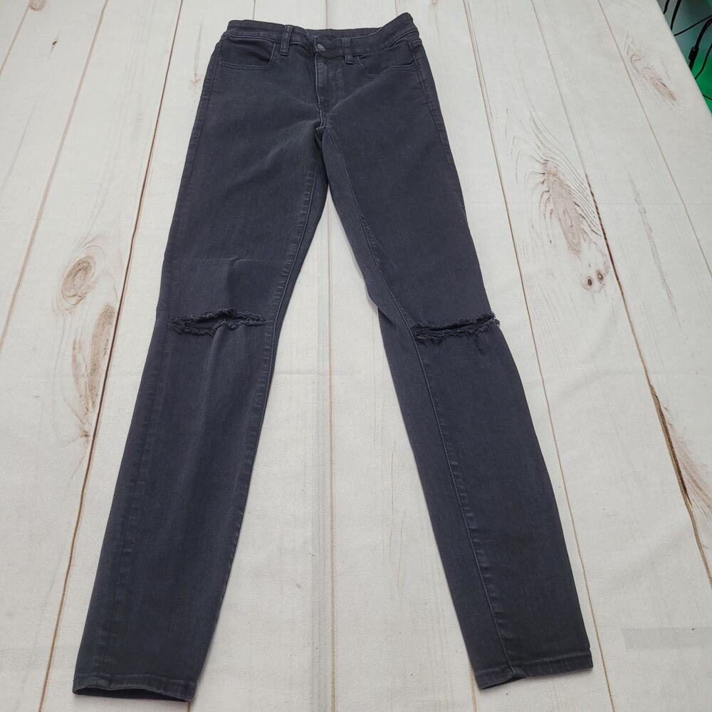 American Eagle super high rise jeggings black ripped 6 X-long stretch